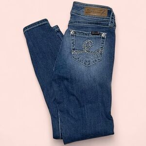 Seven7 Women's Classic Blue Skinny Jeans